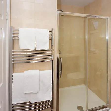 Ashville House Гостевой дом 3*