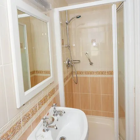 阿什维尔旅馆 3*