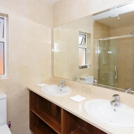Guest house Ashville House 3*